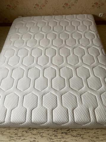 Matras 1,60m infinity medium Recorbedding beschikbaar voor biedingen