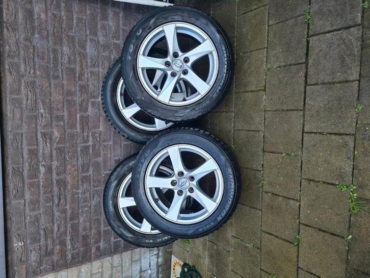 4 volvo 16 inch originele  winterbanden (M+S) + velgen, Auto-onderdelen, Banden en Velgen, Band(en), Winterbanden, 16 inch, Ophalen