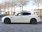 Maserati Ghibli Modena 3.0 V6 430PK Automaat 2022, Auto's, Automaat, Gebruikt, Overige brandstoffen, Bedrijf