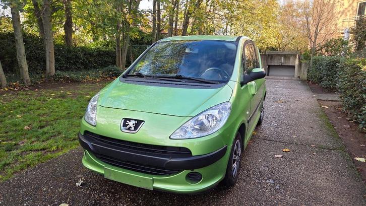 Peugeot 1007 1.4 Benzine, Auto's, Peugeot, Particulier, ABS, Airbags, Boordcomputer, Centrale vergrendeling, Electronic Stability Program (ESP)