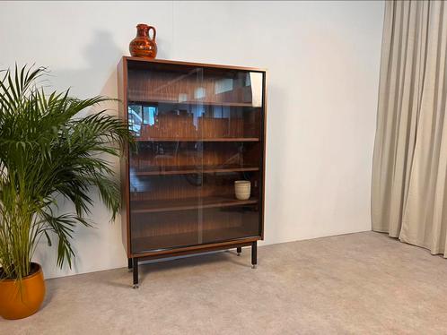 Vintage/retro design kast/vitrinekast van Combineurop, Huis en Inrichting, Kasten | Vitrinekasten, Zo goed als nieuw, Glas, Ophalen