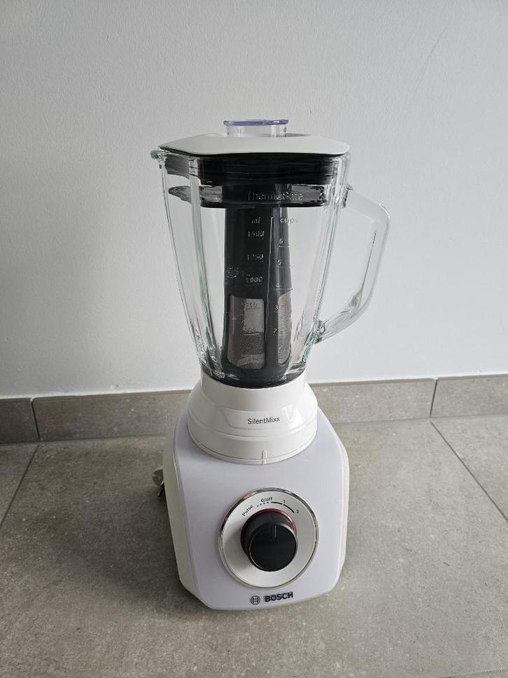 Bosch SilentMixx mixer 700w, Elektronische apparatuur, Keukenmixers, Zo goed als nieuw, 3 snelheden of meer, Ophalen of Verzenden