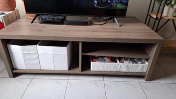 Eetkamer met tafel, barkast, dressoir & salontafel/tv meubel beschikbaar voor biedingen