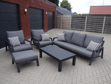 Loungeset beschikbaar voor biedingen