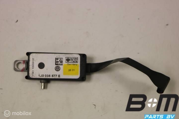 Antenneversterker Volkswagen Passat 3BG Sedan, Auto diversen, Autoradio's, Gebruikt