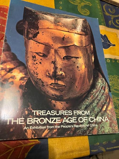Trésors de l'âge du bronze de la Chine, une exposition de t, Livres, Art & Culture | Arts plastiques, Utilisé, Autres sujets/thèmes