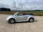 VW New Beetle Cabriolet Essence, Cuir, Argent ou Gris, Boîte manuelle, Coccinelle