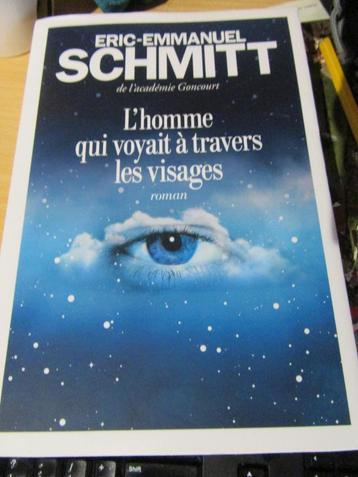 T L'homme qui voyait à travers les visages EE Schmitt