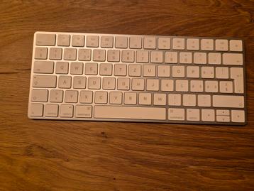Magic Keyboard apple (Qwertz), Enlèvement ou Envoi, Qwerty, Comme neuf