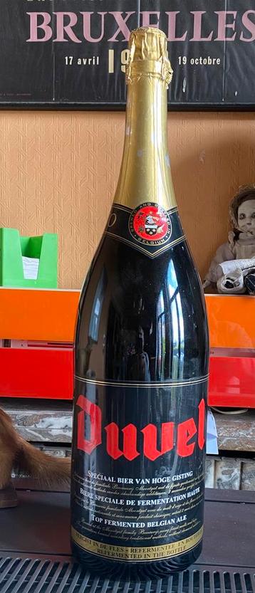 Zeer oude 3 liter fles Duvel, goed bewaard in donkere kelder beschikbaar voor biedingen
