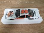 NASCAR 1/24 Pontiac Tony Stewart 2000 Workshop voor kinderen, Hobby en Vrije tijd, Ophalen of Verzenden, Zo goed als nieuw, Auto