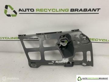 Bumpergeleider Rechts Skoda Octavia MK4 NIEUW ORIG 5E3807056 beschikbaar voor biedingen