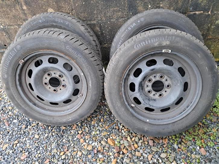 Winterset BMW 3 reeks (F30 - F31) - 205/60 R16 92H, Auto-onderdelen, Banden en Velgen, Banden en Velgen, Winterbanden, 16 inch