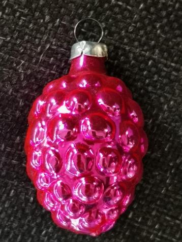 vintage roze glazen kerstbal druiventros