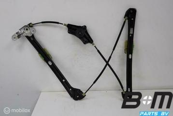 Raammechaniek linksvoor VW Golf 7 5G4837461F beschikbaar voor biedingen