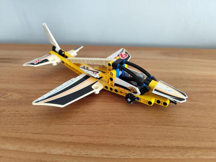 Lego 42044 - Display Team Jet, Kinderen en Baby's, Speelgoed | Duplo en Lego, Gebruikt, Lego, Complete set, Ophalen