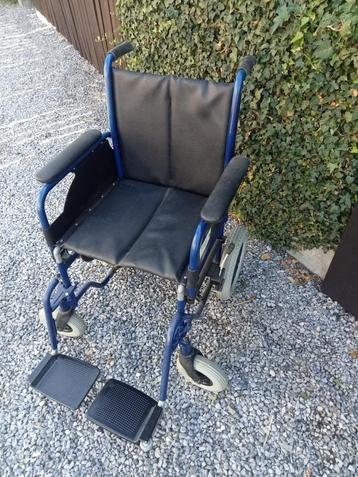 FAUTEUIL ROULANT PLIABLE, Divers, Enlèvement, Pliant, Comme neuf, Fauteuil roulant à pousser