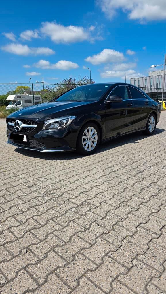 Mercedes-Benz CLA 220 Urban - Diesel - Automaat - 03/2017, Auto's, Mercedes-Benz, Particulier, CLA, ABS, Achteruitrijcamera, Adaptieve lichten