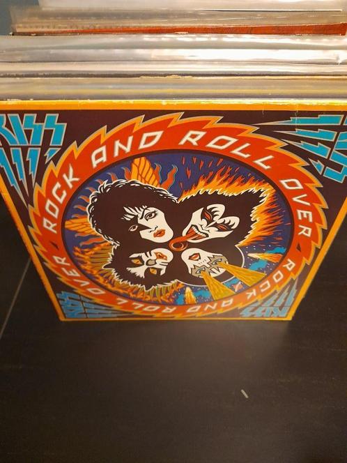 lp - kiss - rock and roll over - bak 4, Cd's en Dvd's, Vinyl | Hardrock en Metal, Gebruikt, Ophalen of Verzenden