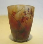 Vase Daum Nancy en verre camée avec fleurs exotiques, Antiquités & Art, Envoi