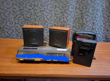 Pakketje REALISTIC (VINTAGE)klokradio is verkocht beschikbaar voor biedingen