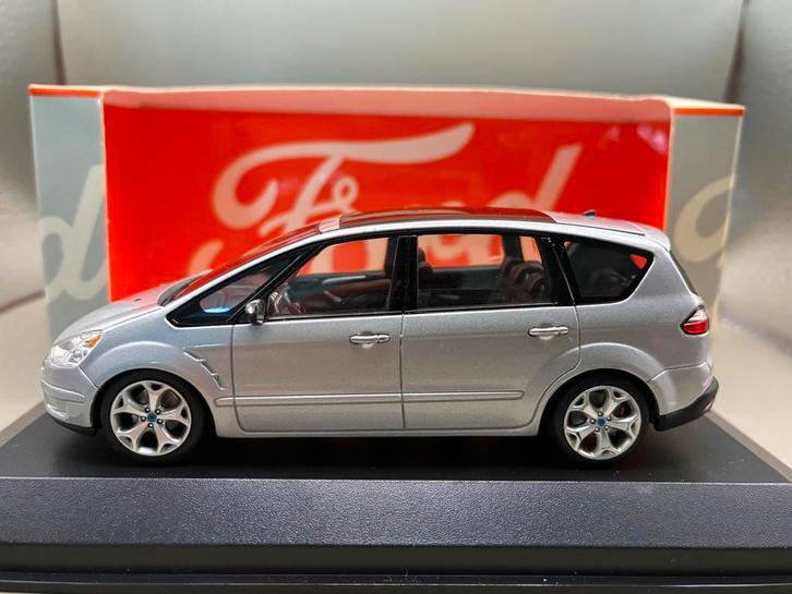 Ford S-Max (Type CD340) 2006 - MiniChamps, Hobby & Loisirs créatifs, Voitures miniatures | 1:43, Comme neuf, MiniChamps, Envoi