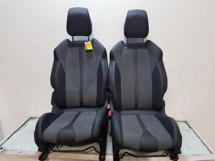 INTERIEUR COMPLET Peugeot 5008 II (M4 / MC / MJ / MR), Autos : Pièces & Accessoires, Habitacle & Garnissage, Peugeot, Utilisé