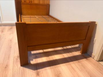 Lit simple (chêne), 100 cm, Une personne, Enlèvement, Utilisé