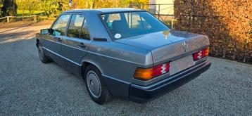 Mercedes 190 W201 Oldtimer 1990 avec 119 000 km 2.0 Essence, Rétroviseurs électriques, Carnet d'entretien, Boîte manuelle, Mercedes-Benz