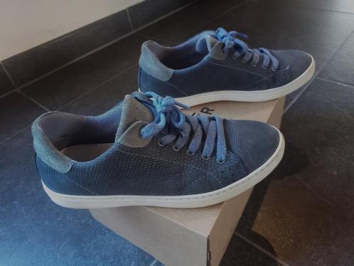 MOOIE BLAUWE BULL BOXER SCHOENEN MAAT 40, Kinderen en Baby's, Kinderkleding | Schoenen en Sokken, Zo goed als nieuw, Schoenen