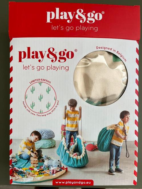 Sac de rangement Play&Go et tapis de jeu combinés, Enfants & Bébés, Jouets | Vêtements de jeu, Comme neuf, Enlèvement