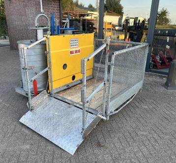 HEK GL500 tandheugellift/bouwlift + oprijplaat 10.5M 500KG beschikbaar voor biedingen