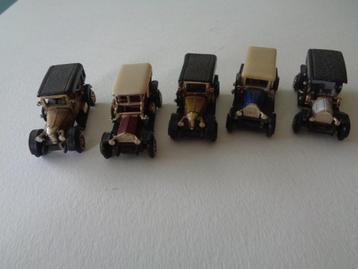 Modèles de voitures miniatures vintage Échelle 1/64 