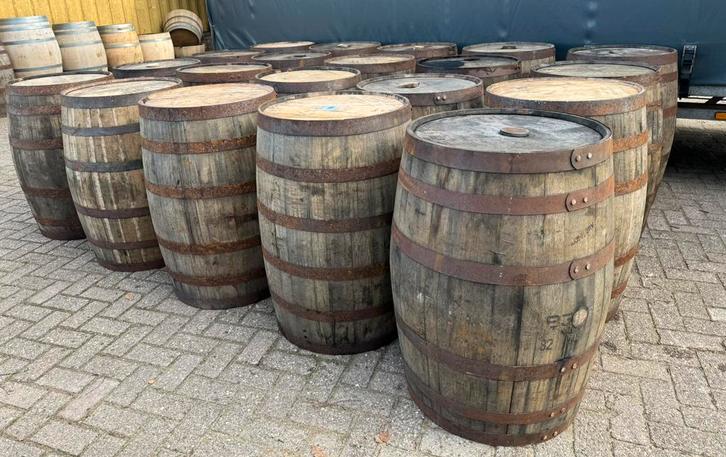 20 stuks eikenhouten whiskyvaten 190L - zeer goede kwaliteit, Tuin en Terras, Regentonnen, Zo goed als nieuw, Hout, 150 liter of meer