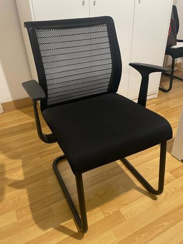 6x Bureaustoelen | Steelcase Think V1 Cantilever Set beschikbaar voor biedingen