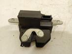 SLOTVANGER ACHTERKLEP ELEKTR. Opel Corsa D (55701971), Auto-onderdelen, Gebruikt, Opel, Achterklep