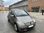 Mercedes - Benz A170 Avantgarde Benzine gekeurd met carpass, Auto's, Voorwielaandrijving, Zwart, 4 cilinders, Leder en Stof