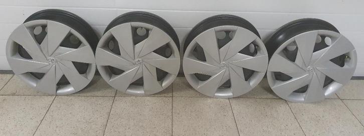 Stalen velgen + deksels -Toyota-Citroën-Peugeot - 30 euro !, Auto-onderdelen, Banden en Velgen, Velg(en), Ophalen