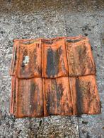 Rode boomse pan , gevelpannen en bijpassende nokken ,rood  ., Doe-het-zelf en Bouw, Ophalen, Rood