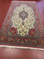 perzische handgeknoopt tapijt IRAN (GHoum) 265x155 cm, Ophalen, Zo goed als nieuw, Rechthoekig