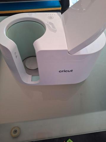 Cricut mug press