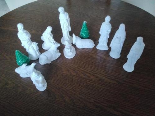 Volledige set kerst 13 stuks.
beeldjes
Grootste beeldjes 18, Diversen, Kerst, Zo goed als nieuw, Ophalen