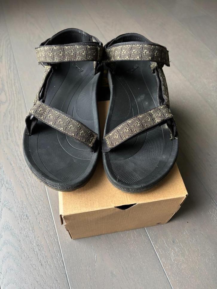 TEVA sandalen maat 47, Kleding | Heren, Schoenen, Zo goed als nieuw, Sandalen, Zwart, Ophalen of Verzenden