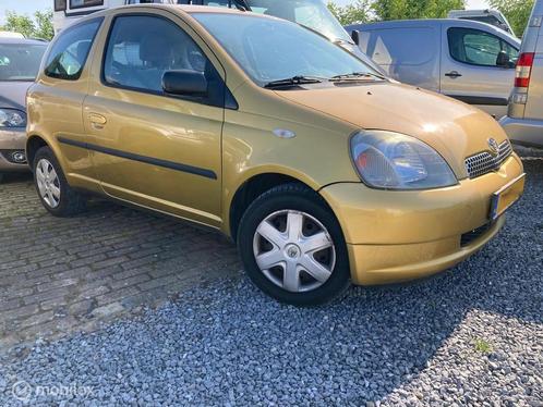 Toyota Yaris 1.3-16V VVT-i AIRCO 3-DEURS, Auto's, Toyota, Particulier, Te koop, Yaris, Airconditioning, Metaalkleur, Benzine, Euro 3
