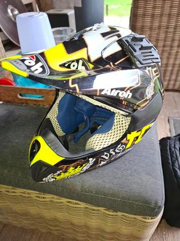 HELM Airoh TC  222  maat xs beschikbaar voor biedingen