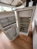 Frigo encastrable avec bac à glaçons, Electroménager, Classe énergétique A ou plus économe, Avec compartiment congélateur, Utilisé