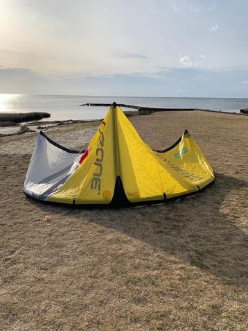 Kite Ozone 8m beschikbaar voor biedingen
