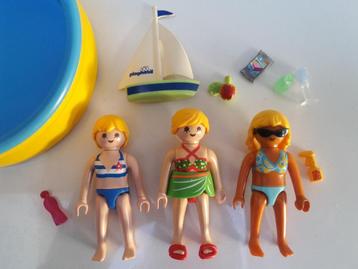 3 Playmobil meisjes aan het zwembad, 14 onderdelen beschikbaar voor biedingen