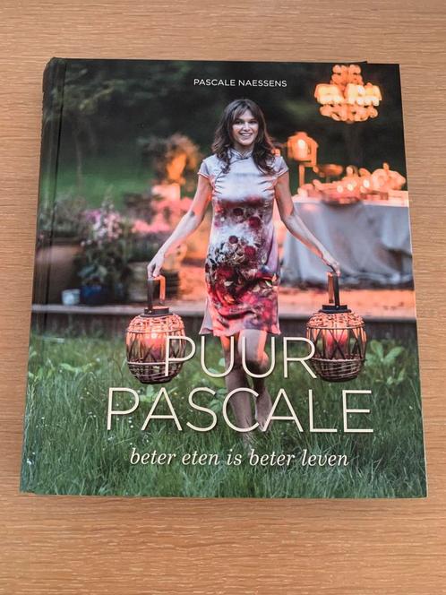Pascale Naessens - Puur Pascale, Boeken, Kookboeken, Zo goed als nieuw, Ophalen