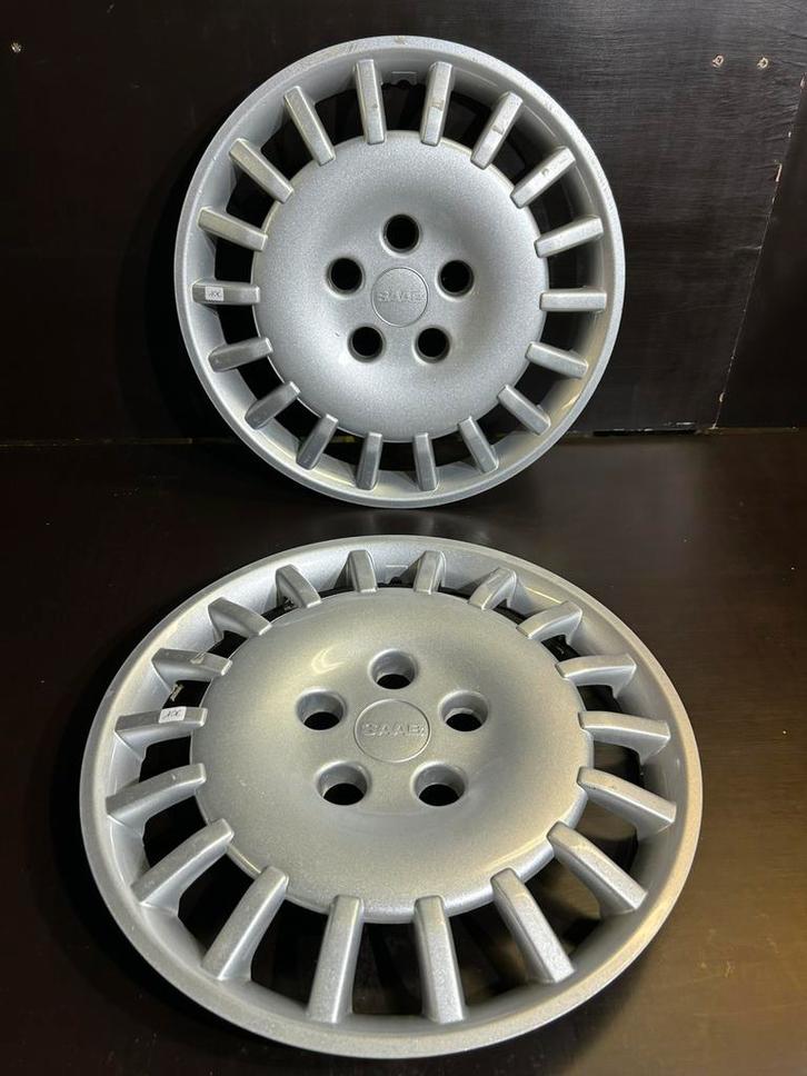 2 wieldoppen voor Saab 900 9.3 en 9.5 in 15", Auto diversen, Wieldoppen, Gebruikt, Ophalen of Verzenden